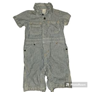 Baby Gap  6 to 12m Romper